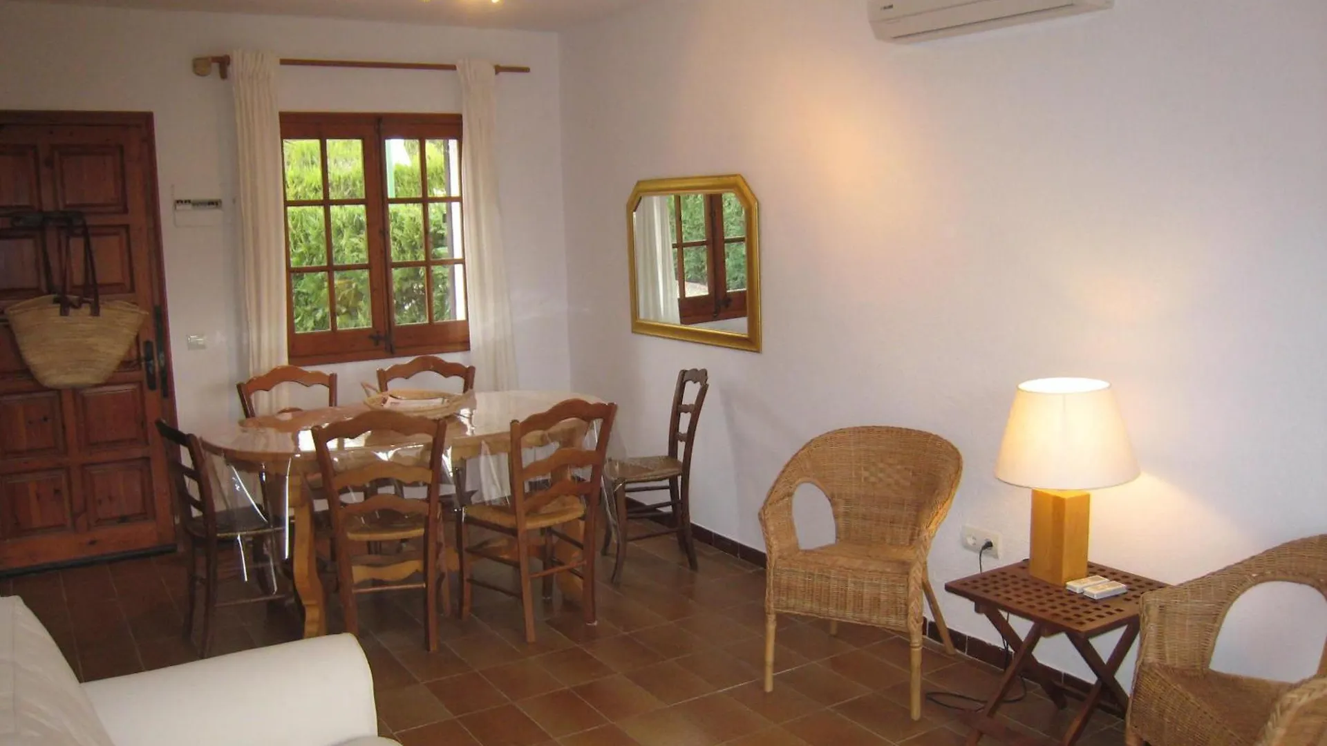 فيلا Casa Con Jardin, Piscina, Y Terrazas En Zona Tranquila Cerca De L'Estartit - Es-323-24 إسبانيا
